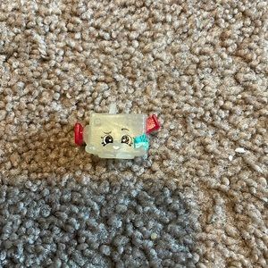 SHOPKINS! Season 5 Special Edition Electric Glow Cam Corder